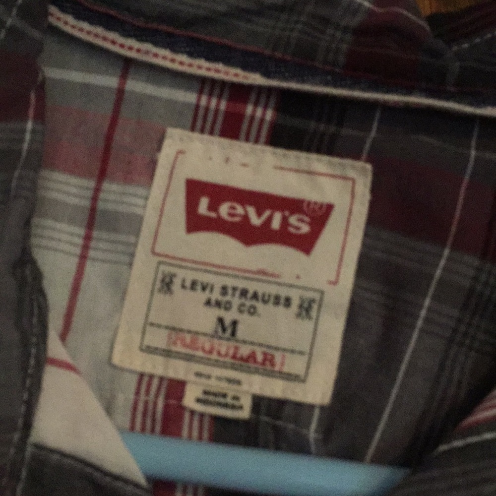 Levi’s Button Down !! - image 3